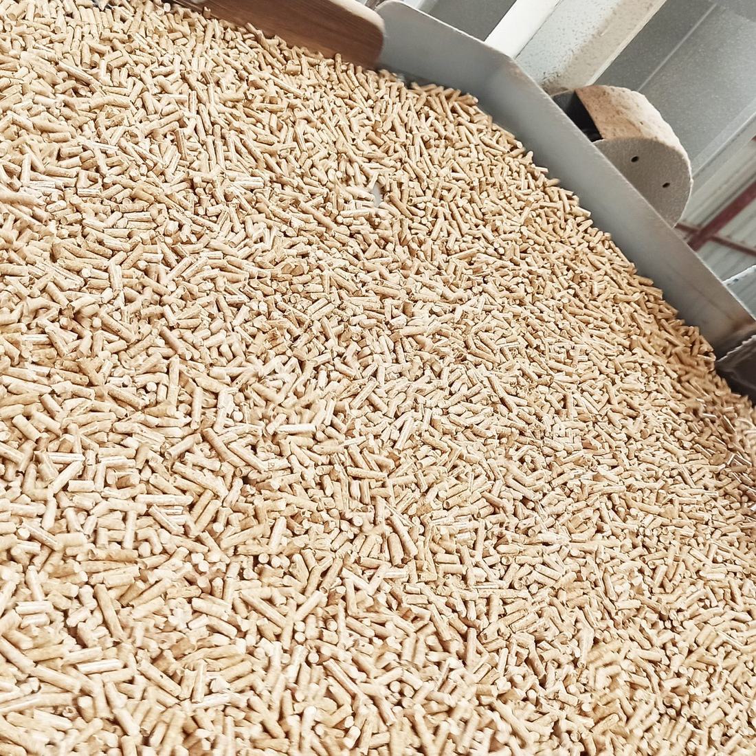ENplus A1 100% pine wood pellets, 15kg bag, KASUWOOD OÜ wholesale supply